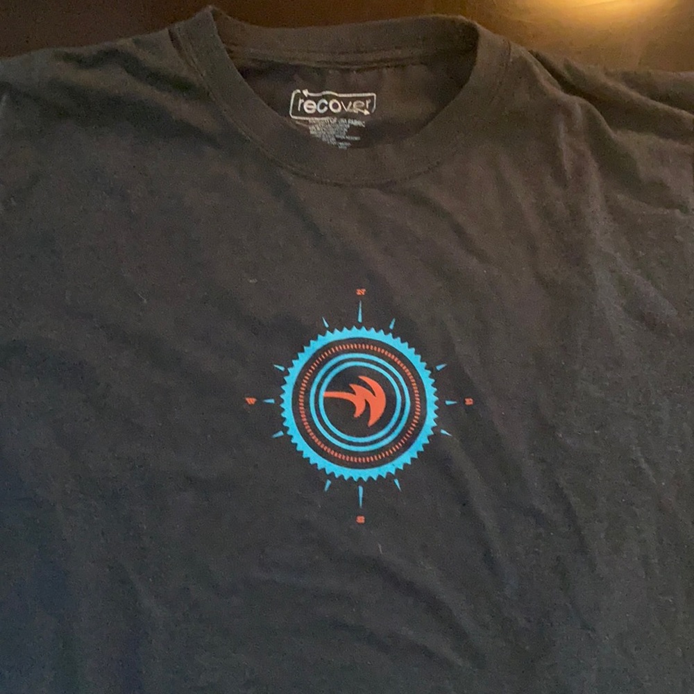 Small black t-shirt